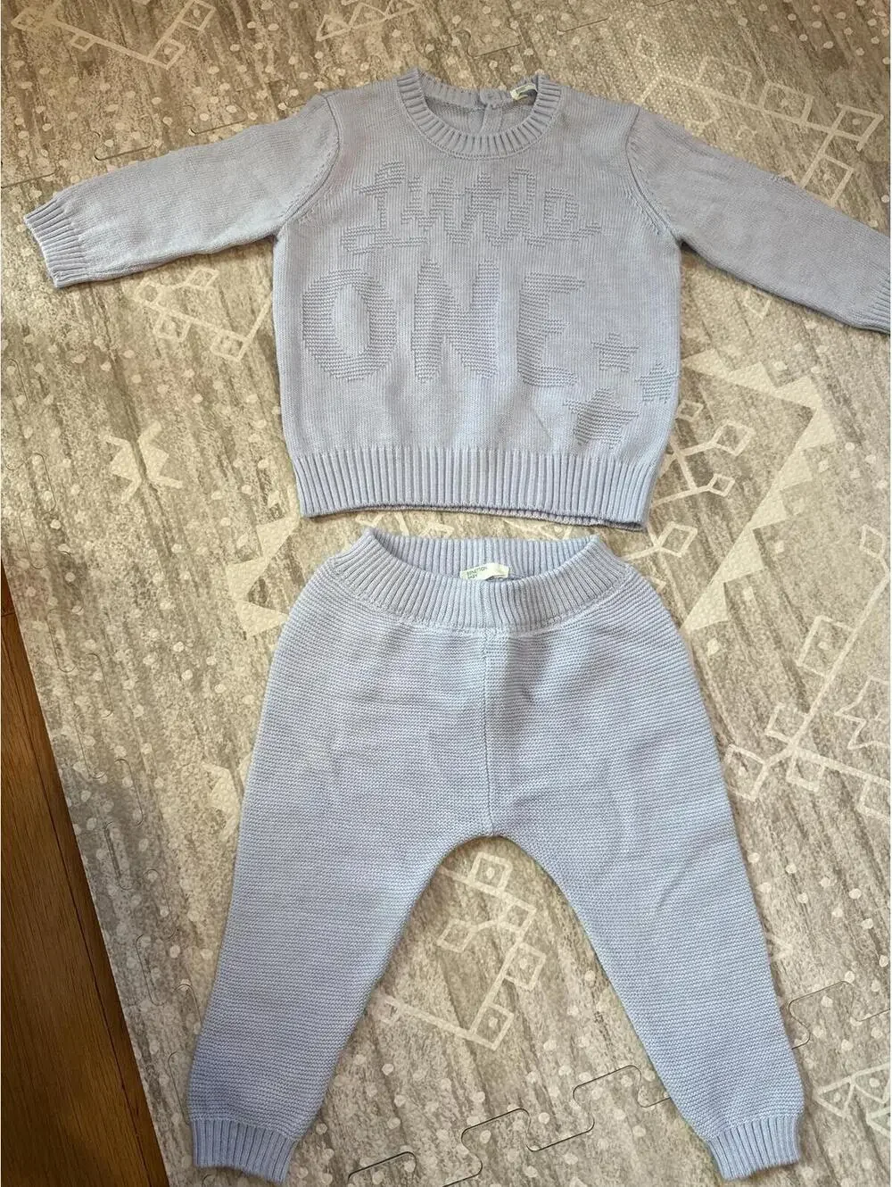 Benetton Baby Light Blue Knit Sweater and Pants Set Size 3-6 Months